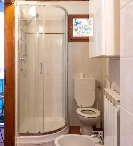 Daire Classic Florentine Flat Near Piazza Santa Croce *